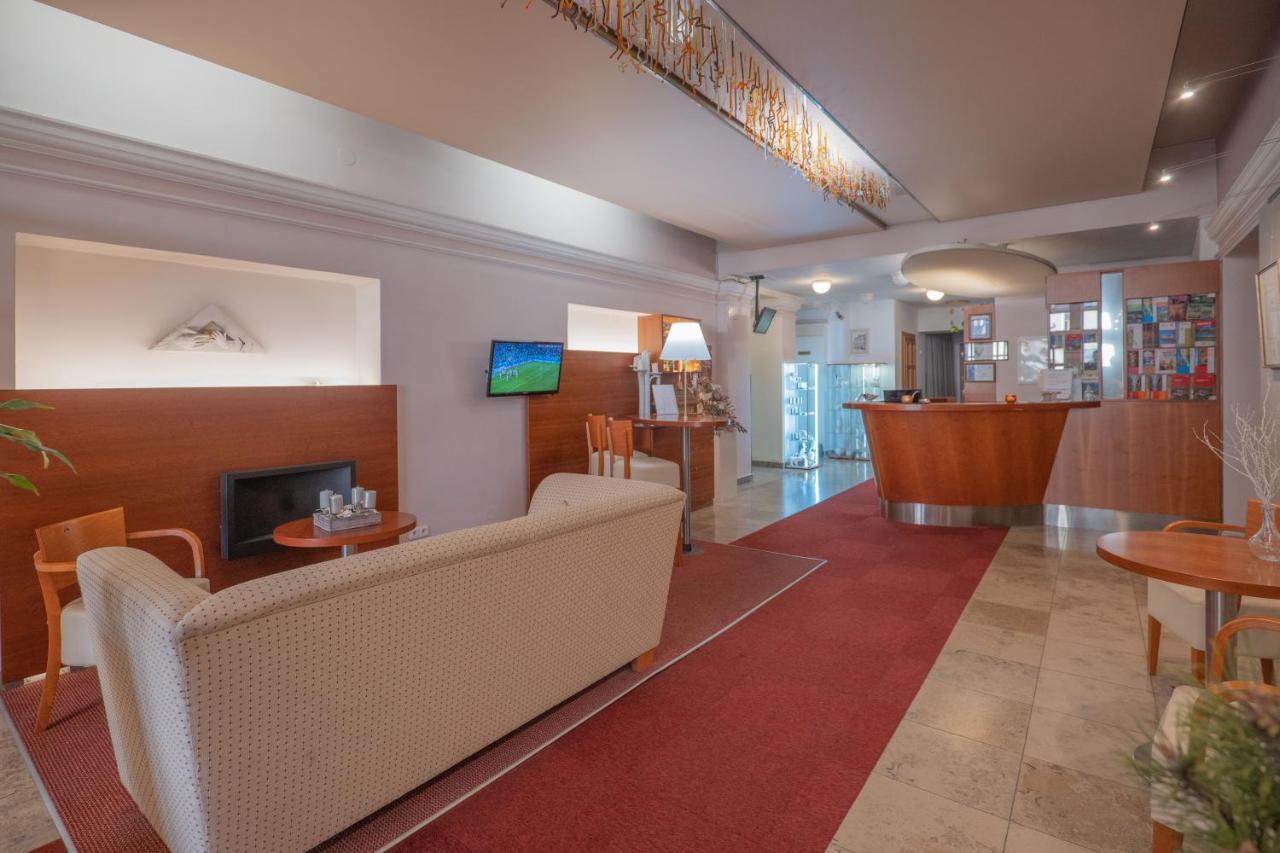 Hotel Zlata Hvezda Litomyšl Dış mekan fotoğraf