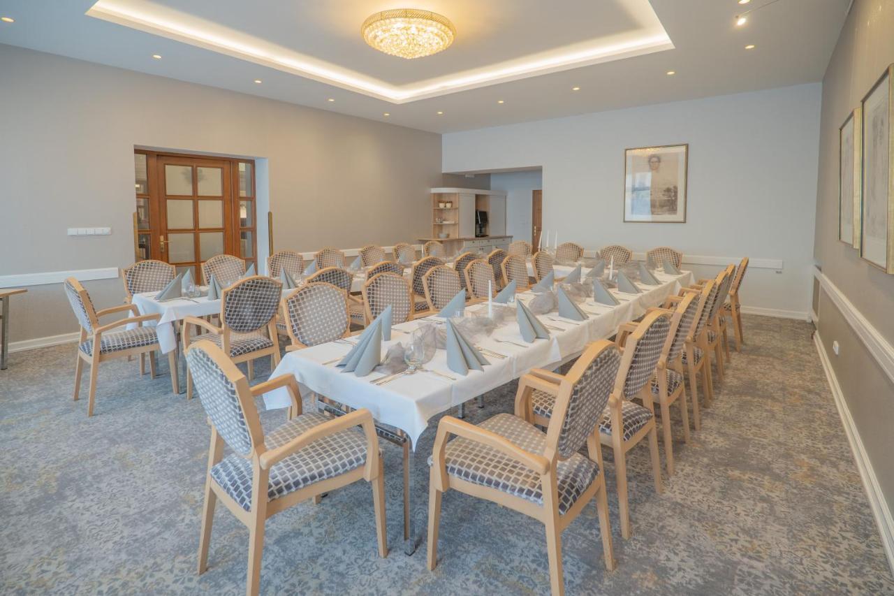 Hotel Zlata Hvezda Litomyšl Dış mekan fotoğraf